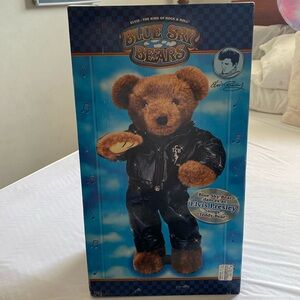Elvis Presley dancing singing bear from Graceland NEW in Box Hips Move & Shake